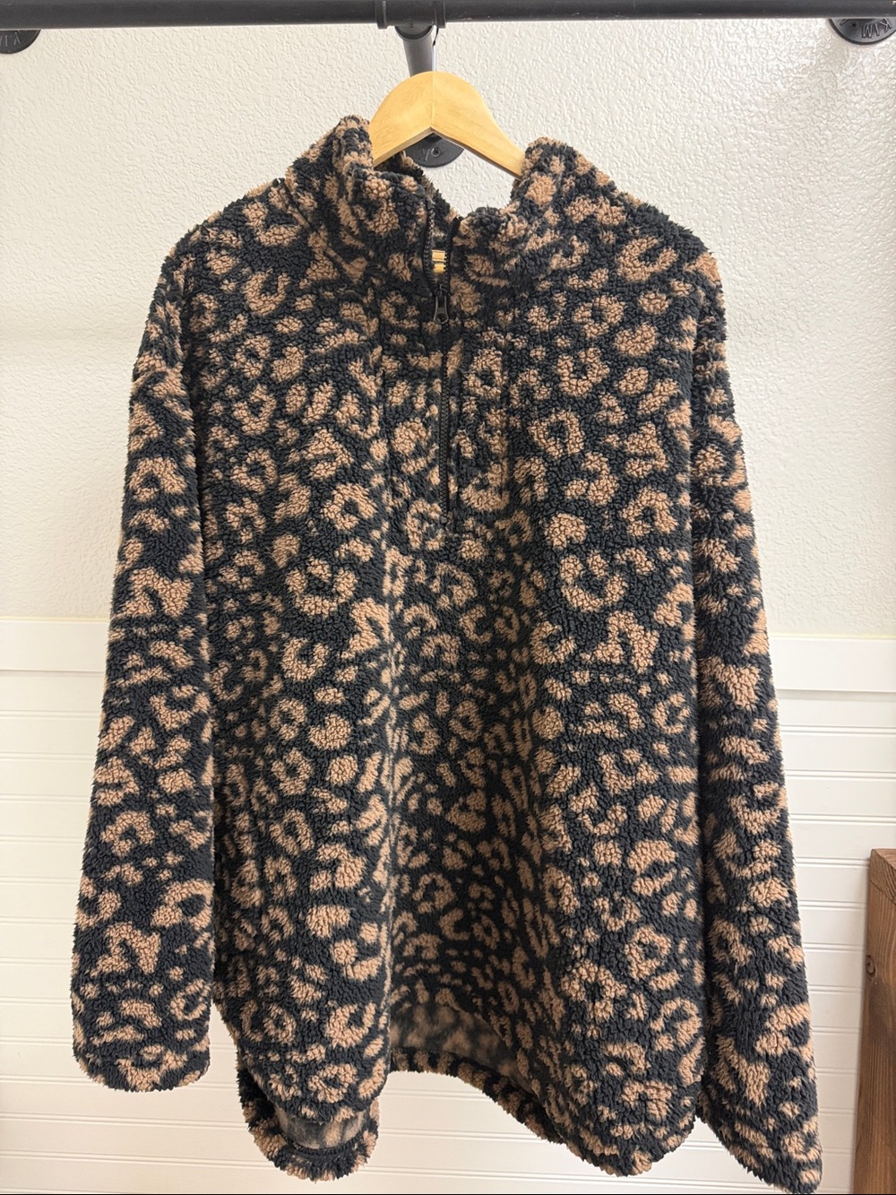 Koolaburra by Ugg Black & Tan Leopard Sherpa Half-Zip Jacket